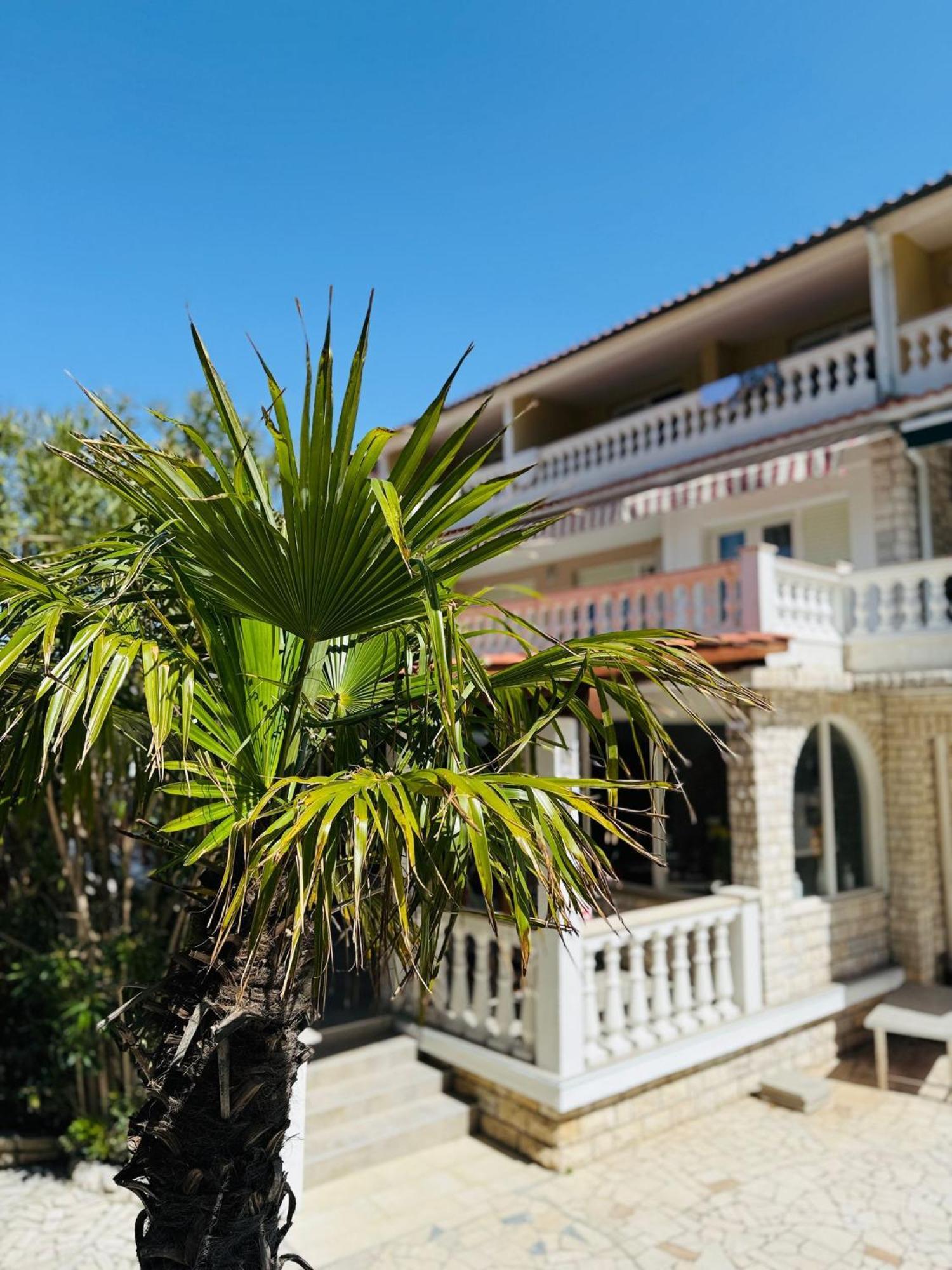 Palma Guesthouse Palit Esterno foto
